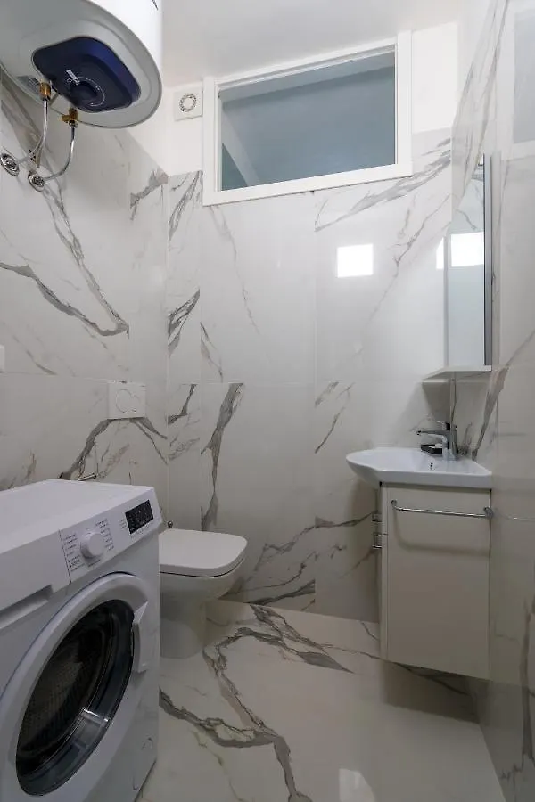 Sansiro Luxury Wi-Fi & Netflix Apartment Milan 0*,  Italy