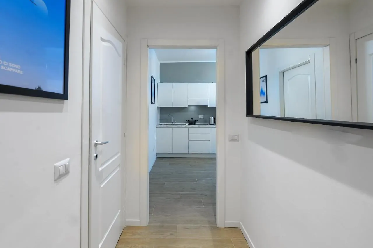 Sansiro Luxury Wi-Fi & Netflix Apartment Milan